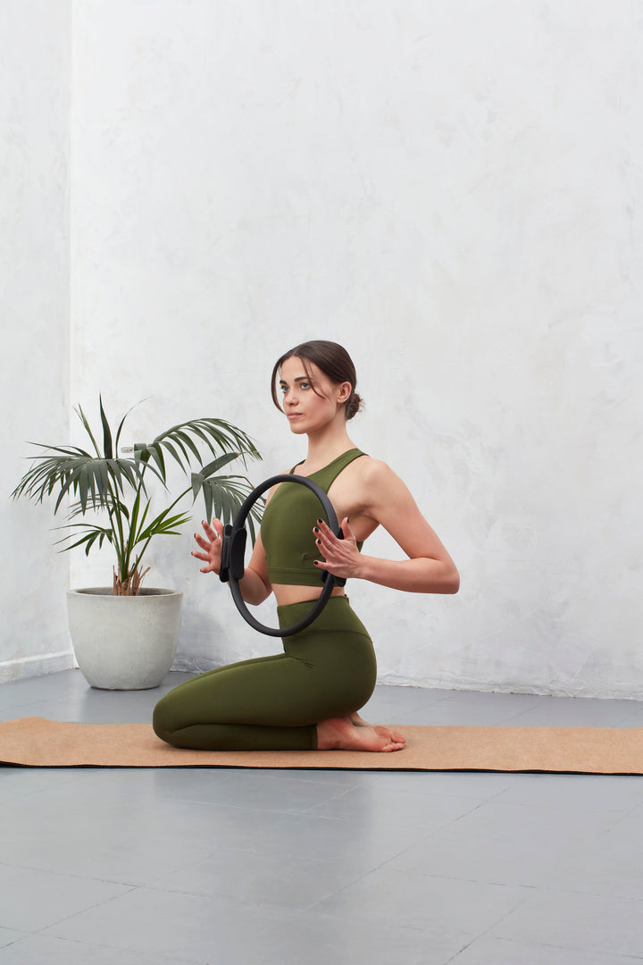 High Neck Sports Bra - Earth Khaki